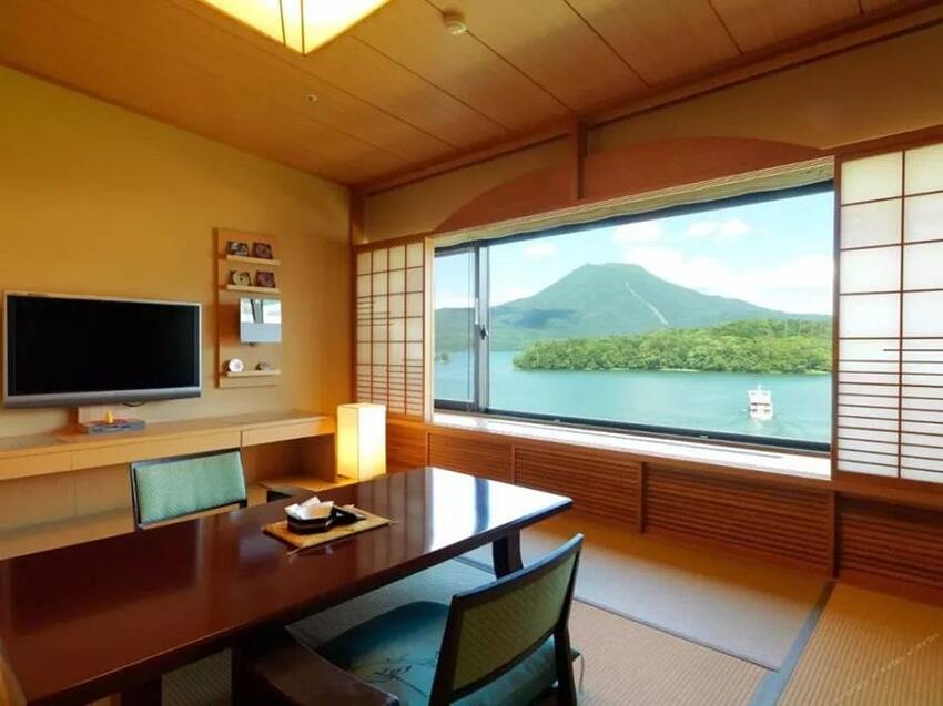北海道酒店推荐：推荐日本北海道 9 家人气温泉酒店，这个冬天就来北海道看雪泡温泉吧