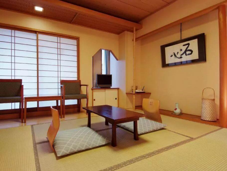 日本红叶(枫叶)季观赏攻略,及赏枫酒店推荐,解锁秋天的正确打开方式! 日本红叶(枫叶)季观赏攻略,及赏枫酒店推荐,解锁秋天的正确打开方式!