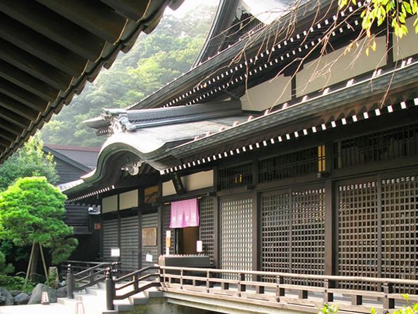 关西酒店推荐：大阪、京都、白滨温泉/酒店推荐（关西最大温泉主题乐园、花式温泉小镇等）