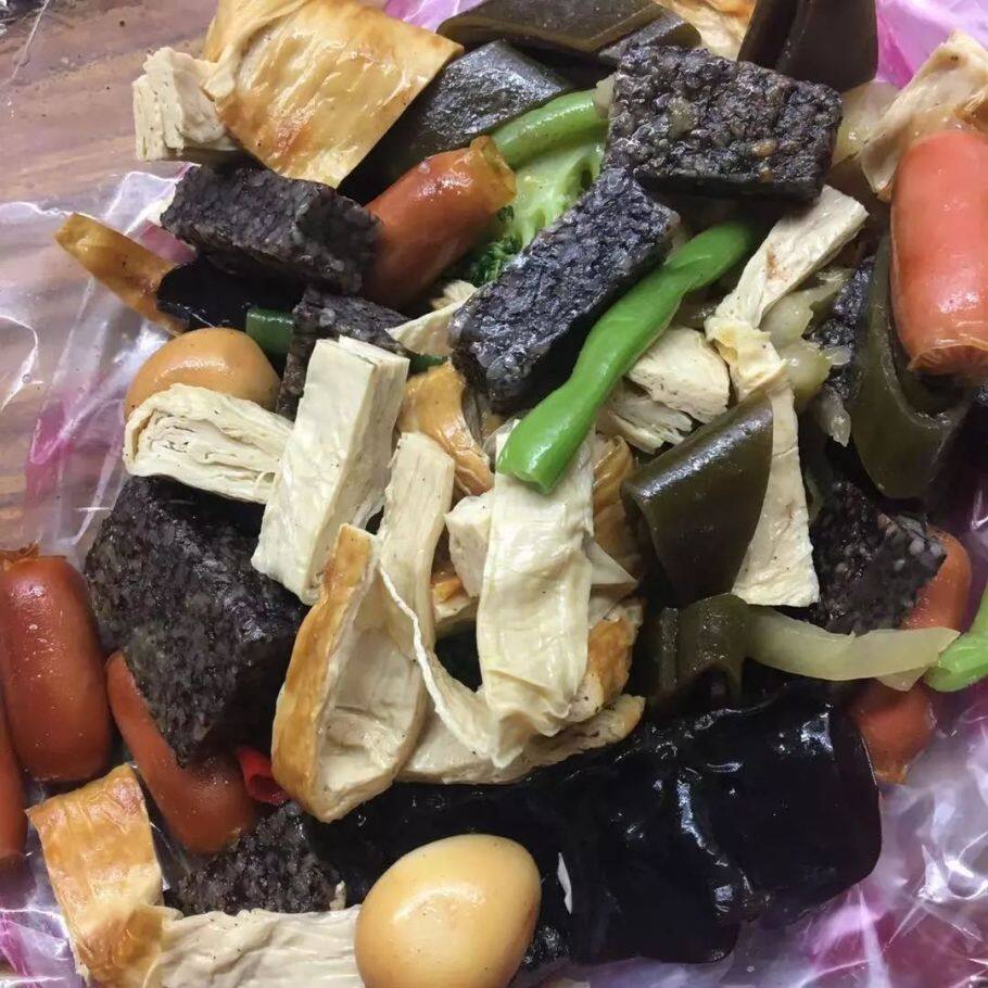 本地人最爱吃的台北美食地图,卤肉饭、虱目鱼汤、卤味、鸡排、绵绵冰、豆花、奶茶,三十斤警告 本地人最爱吃的台北美食地图,卤肉饭、虱目鱼汤、卤味、鸡排、绵绵冰、豆花、奶茶,三十斤警告