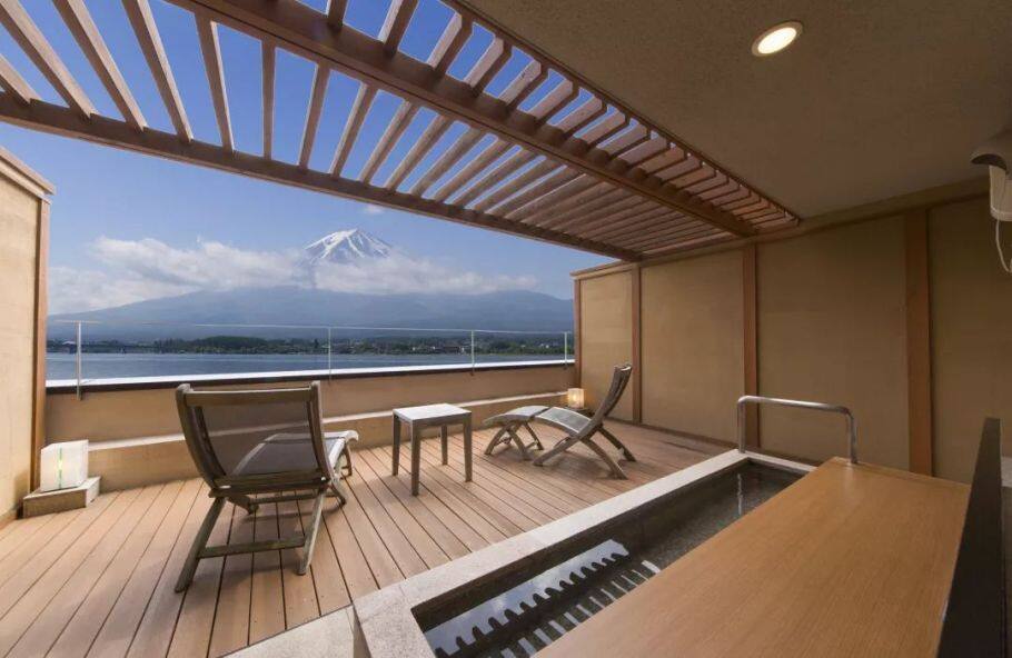 9家富士山景一绝的温泉酒店推荐,边看富士山边泡温泉 9家富士山景一绝的温泉酒店推荐,边看富士山边泡温泉