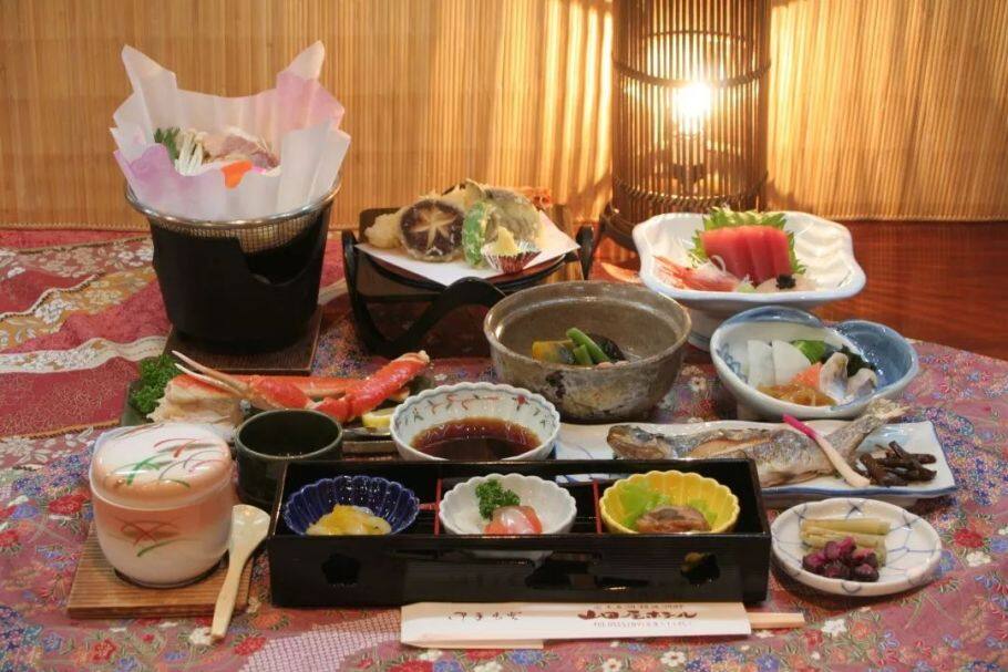 9家富士山景一绝的温泉酒店推荐,边看富士山边泡温泉 9家富士山景一绝的温泉酒店推荐,边看富士山边泡温泉